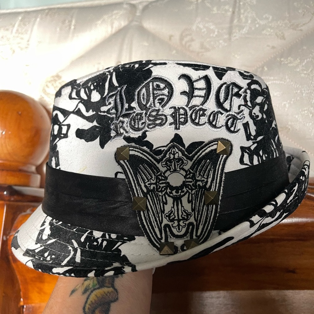 Black and White Felt hat